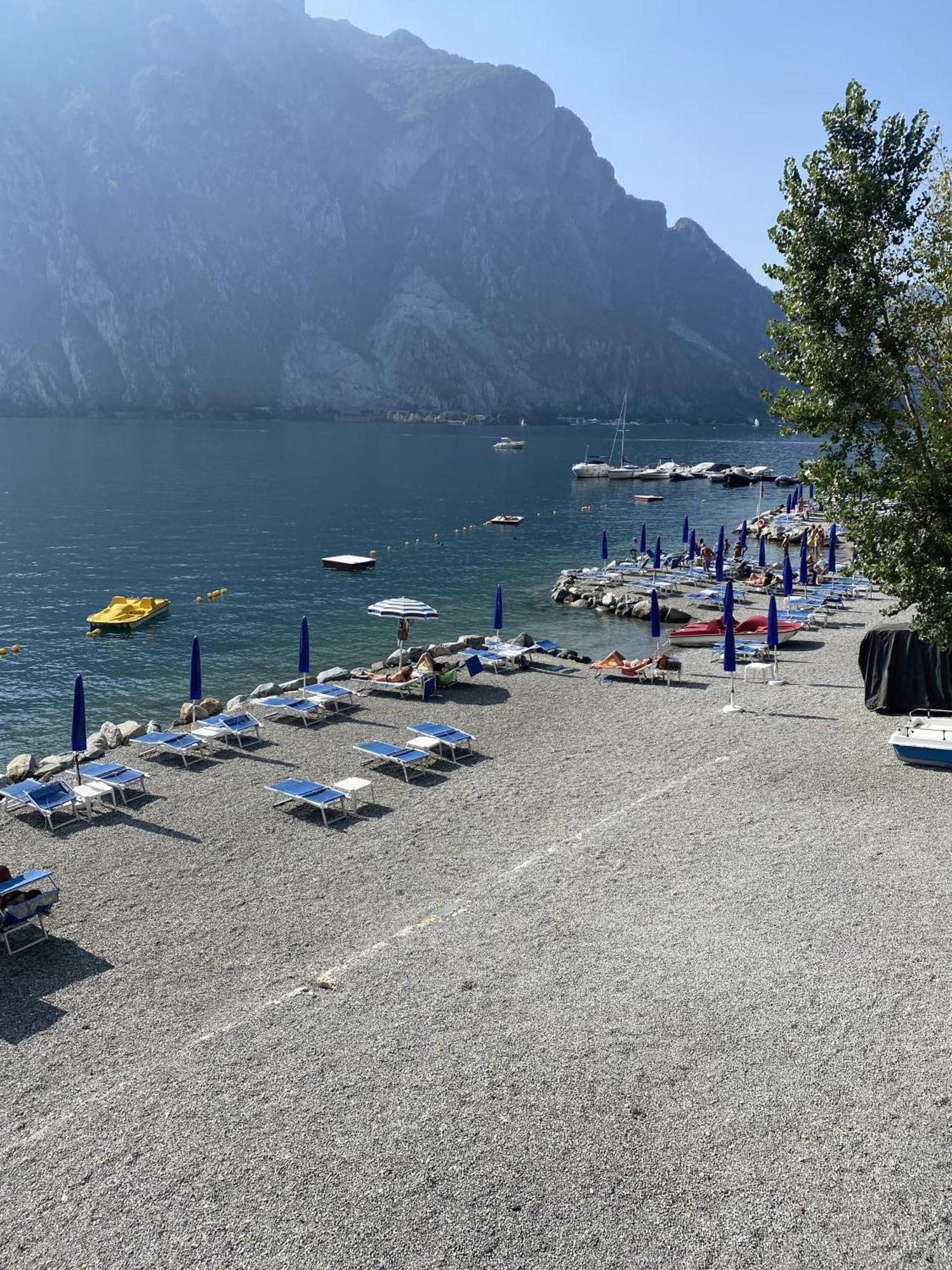 Lake Front Apartments, Лекко Екстер'єр фото